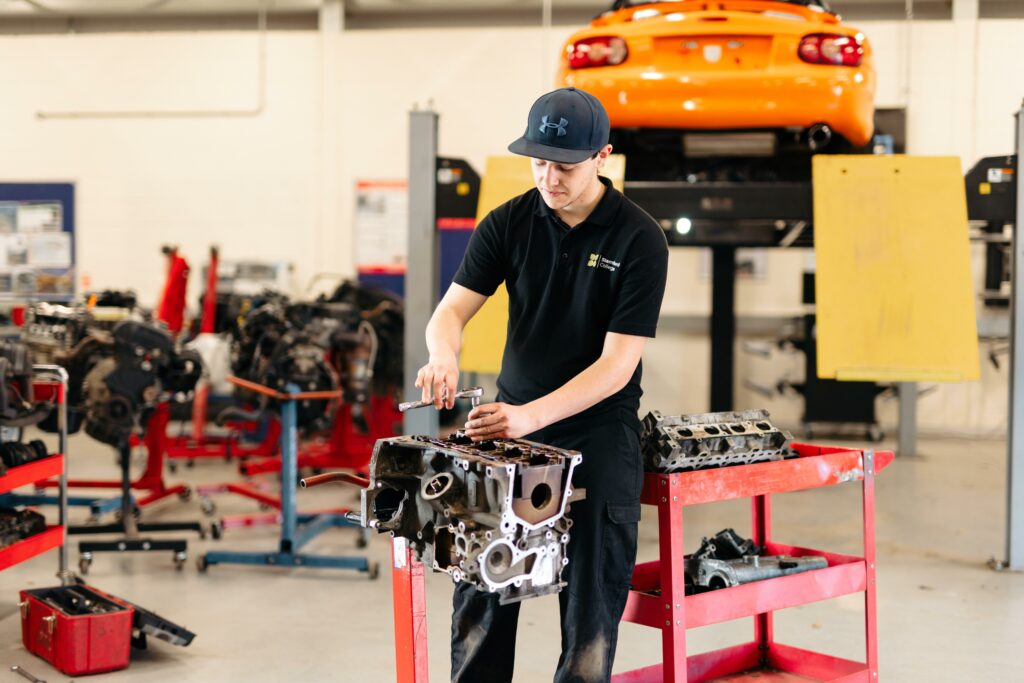 Light Vehicle Maintenance and Repair Principals Diploma Level 3